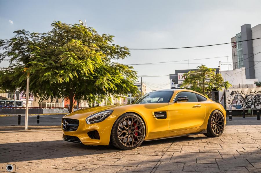  Mercedes-AMG GT S on Vossen Wheels (S17-01) 2017 года  (фото 1 из 4)